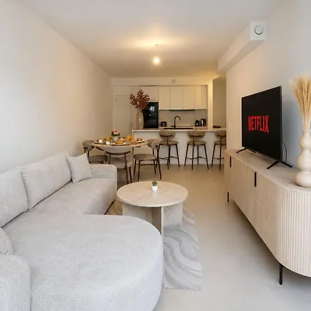 Luxury 1br & Sofa Bed, Patio, 7min To The Daire
