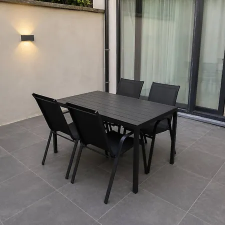 Luxury 1br & Sofa Bed, Patio, 7min To The شقة أوستيند